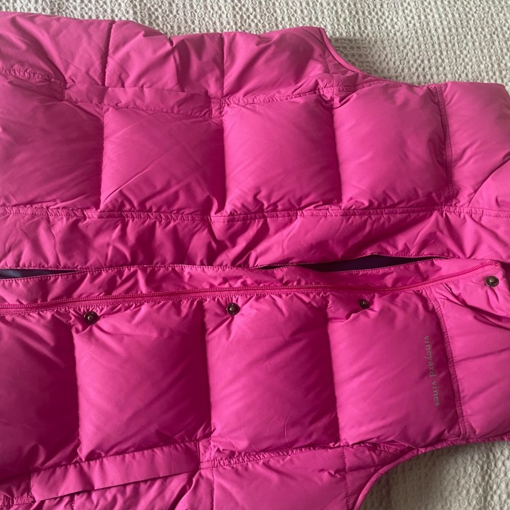 Vinwyards vines pink quilted vet - Picture 3 of 3